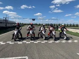 Alquiler de PitBike · Circuito Kotarr
