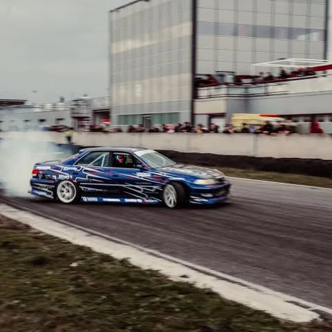 Cursos de Drift en el Circuito Kotarr