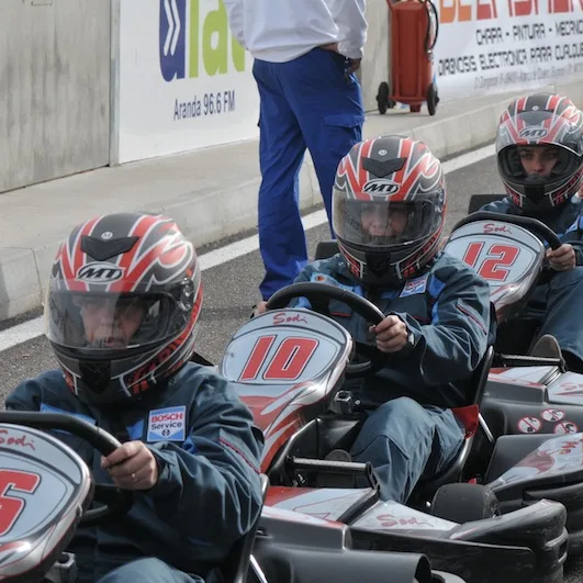 Alquiler de Karts en el Circuito Kotarr